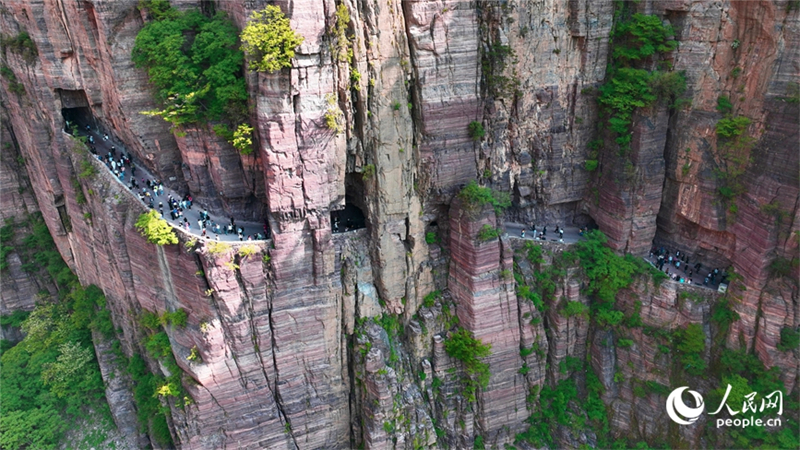 Henan : la légendaire route à flanc de falaise du village de Guoliang