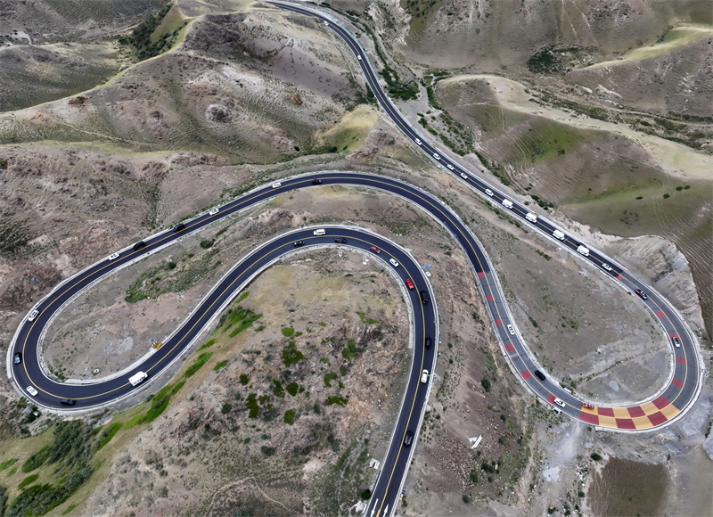 Xinjiang : les magnifiques paysages de l'autoroute Duku