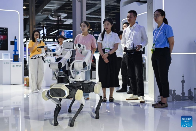 Shanghai : les robots intelligents en vedette à la WAIC 2025