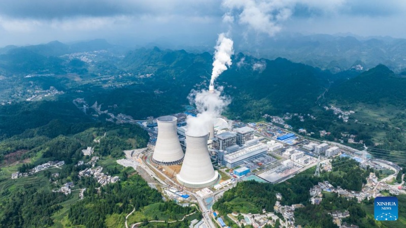 Le Guizhou fait progresser l'énergie propre avec une nouvelle base complète à Bijie