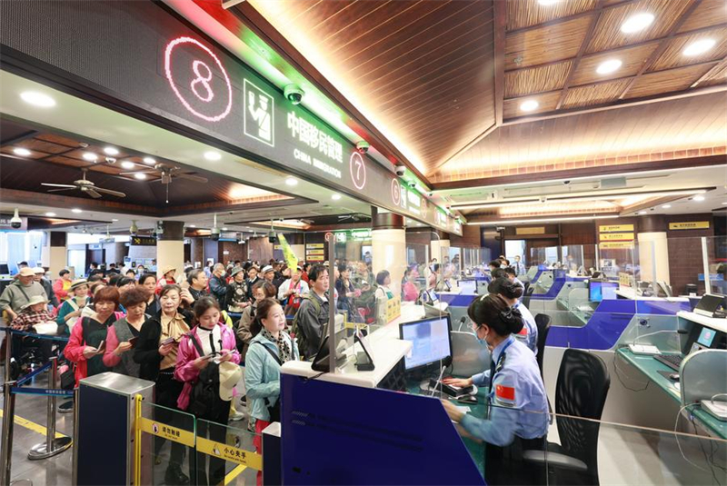 Point d'entrée à la frontière pour les passagers d'un bateau de croisière à Sanya, ville de la province chinoise de Hainan (sud), le 3 janvier 2025. (Photo : Xinhua)