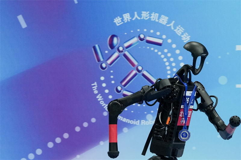 Une spectaculaire bataille d'? hommes volants ? aux Jeux mondiaux des robots humano?des 2025 à Beijing