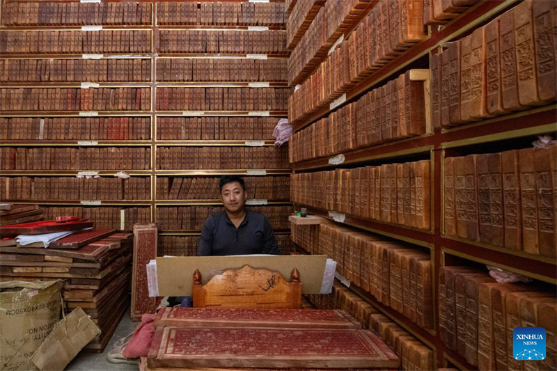 Le Xizang améliore la protection de son patrimoine culturel immatériel