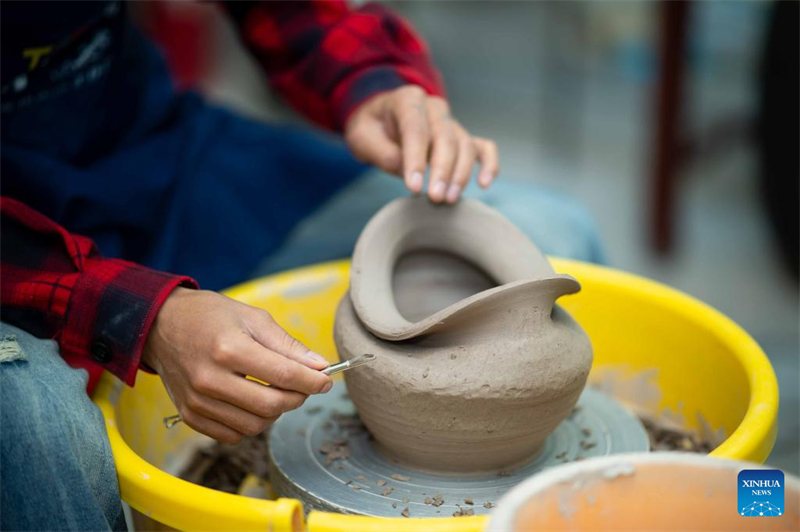 Le Xizang améliore la protection de son patrimoine culturel immatériel