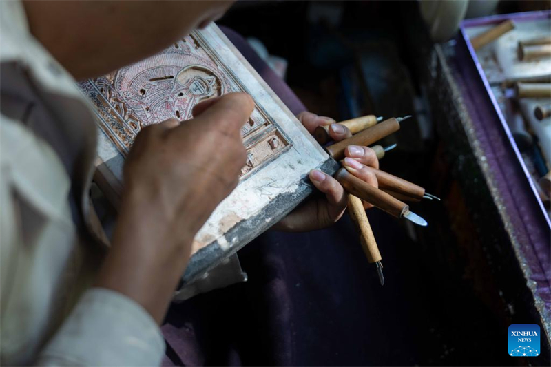 Le Xizang améliore la protection de son patrimoine culturel immatériel