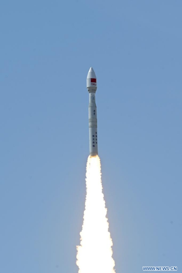 La Chine lance la fusée Lijian-1 avec sept satellites à bord