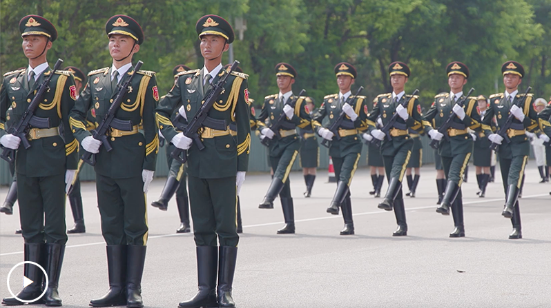 Spectaculaire ! Un aper?u des terrains d'entra?nement pour le défilé du Jour de la victoire en Chine