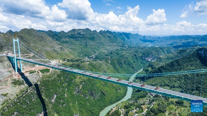 Guizhou?: fin du test de charge sur le pont le plus haut du monde