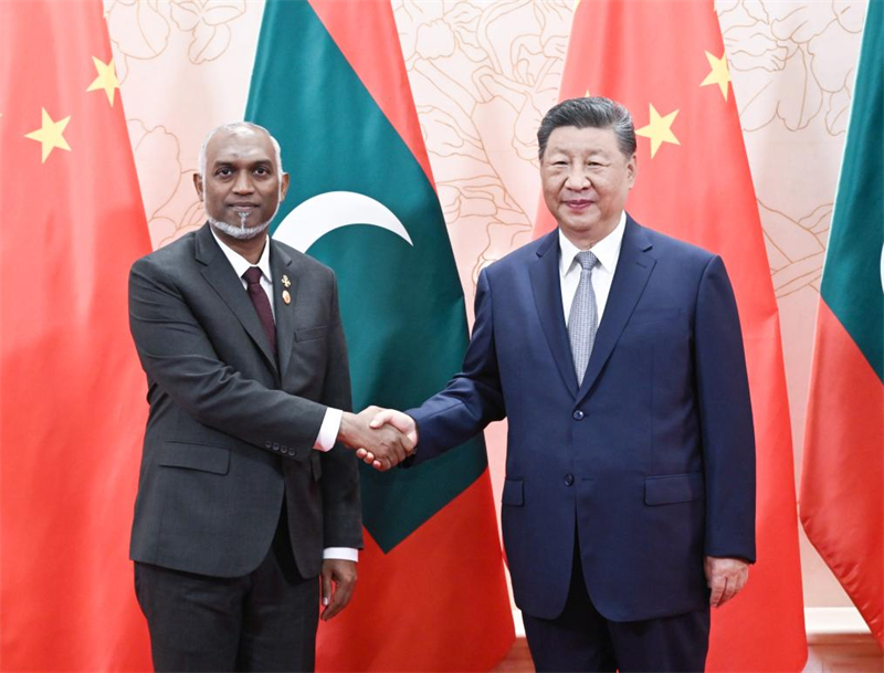 Xi Jinping rencontre le président maldivien