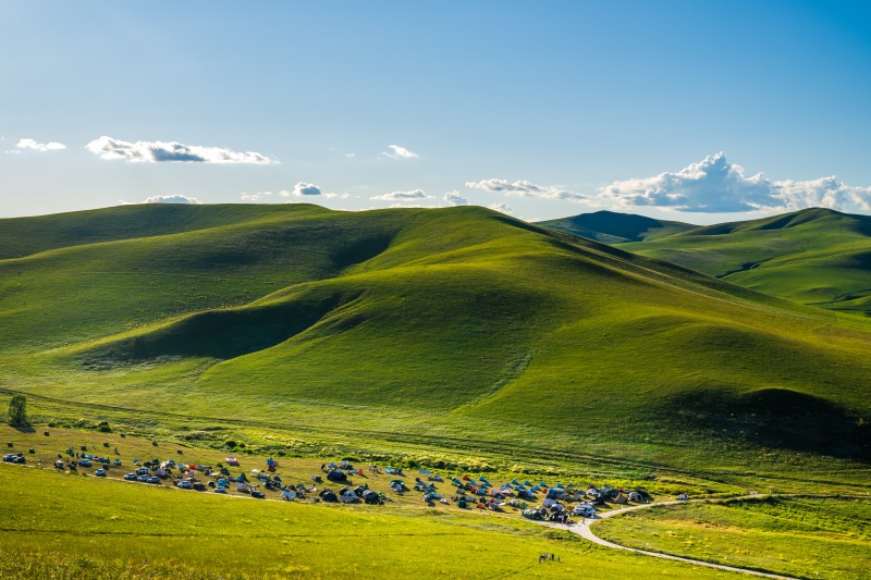 Mongolie intérieure : les magnifiques paysages de prairies au-dessus des nuages de Huolinguole