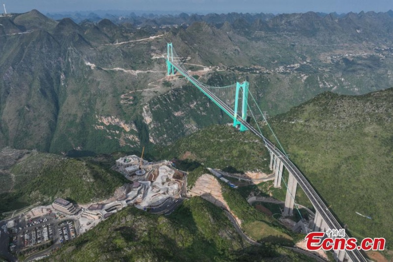 Guizhou?: le plus haut pont du monde ouvrira en septembre