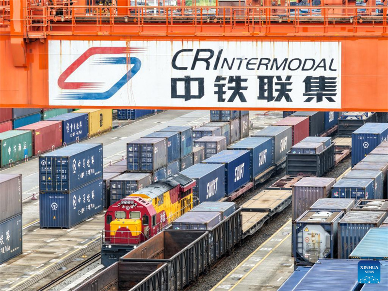 Les trains de fret Chine-Europe partis du sud-ouest de la Chine ont fait plus de 3 400 voyages cette année