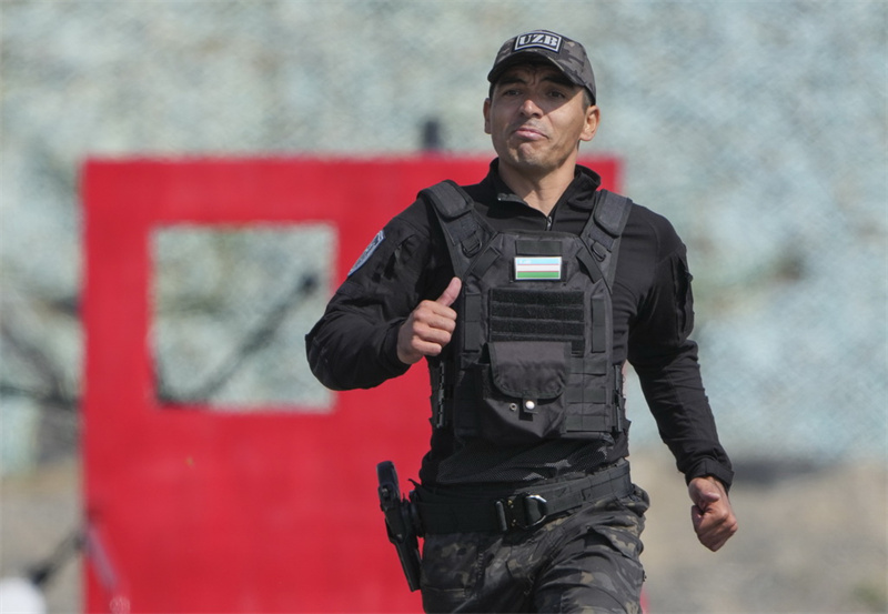 Xinjiang?: début du 1er?Concours de compétences Chine-Asie centrale des unités spéciales des départements de la sécurité publique et des affaires internes à Urumqi