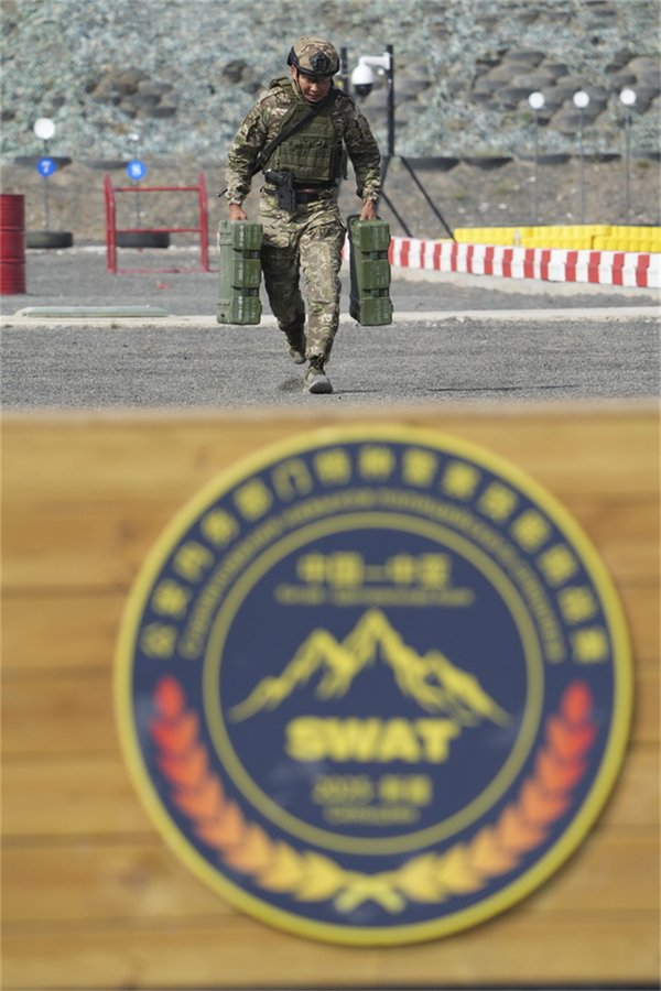 Xinjiang?: début du 1er?Concours de compétences Chine-Asie centrale des unités spéciales des départements de la sécurité publique et des affaires internes à Urumqi