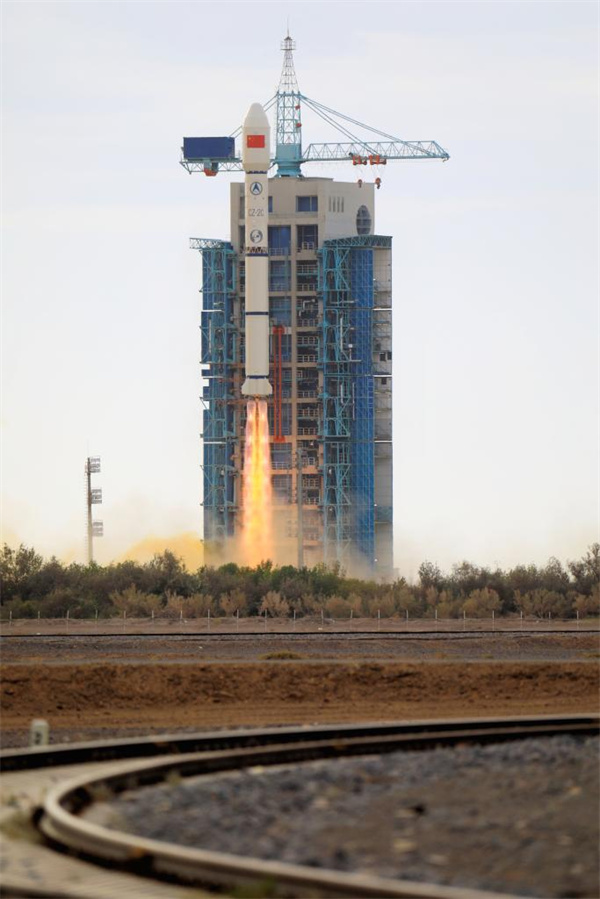 Chine : lancement réussi d'un satellite d'essai pour les technologies d'Internet par satellite