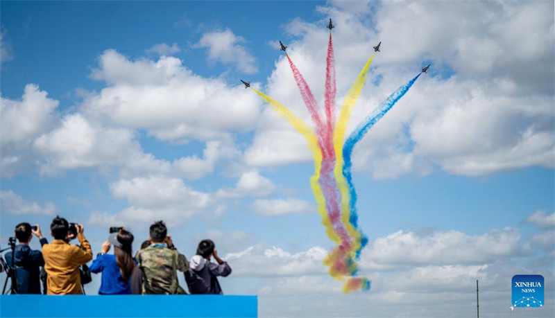 Jilin : un aper?u des activités de la journée portes ouvertes de l'aviation 2025 des forces aériennes de l'APL et du Salon de l'aéronautique de Changchun