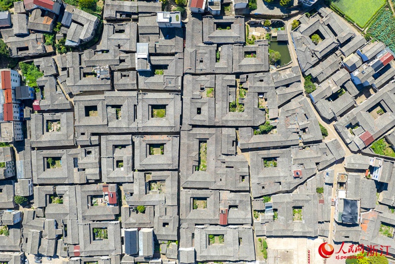 Zhejiang?: les anciennes résidences de Jinyun font peau neuve