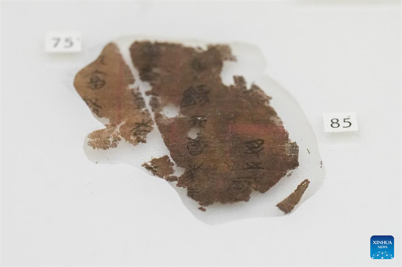 Des manuscrits chinois sur soie vieux de 2?300 ans de retour après près de huit décennies passées à l'étranger