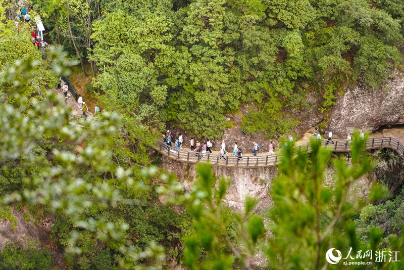 Zhejiang : le ? Tourisme + ? insuffle une nouvelle vitalité aux paysages de Xianju