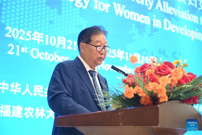 Fujian : une formation sur la lutte contre la pauvreté grace à la technologie Juncao pour les femmes des pays en développement organisée à Fuzhou