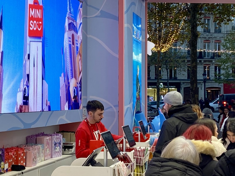 Sur le marché européen, les marques chinoises de retail créatif tracent leur voie