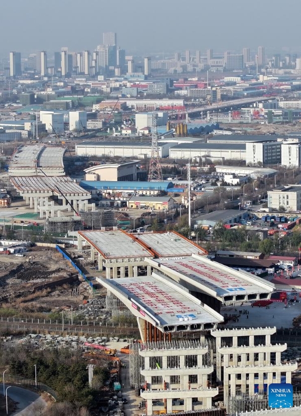 Tianjin?: rotation complète réussie des ponts pivotants jumeaux de l'autoroute Xinggang