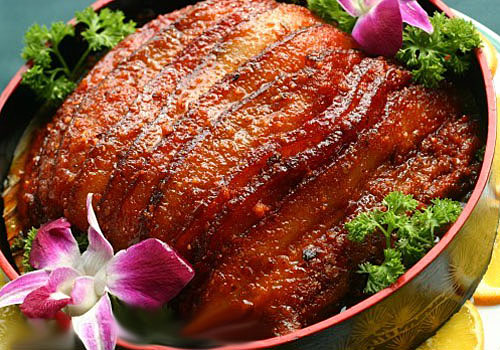 Le porc frit à la pate de soja vert